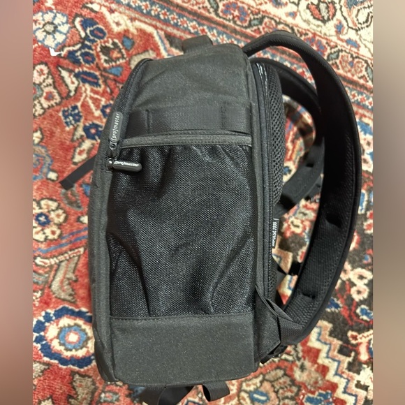 Impulse Camera Backpack Black - Picture 2 of 7